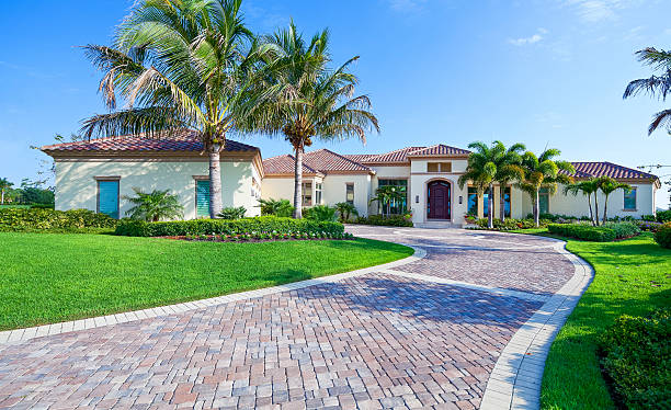 Best Commercial Driveway Pavers  in Middletown, NY